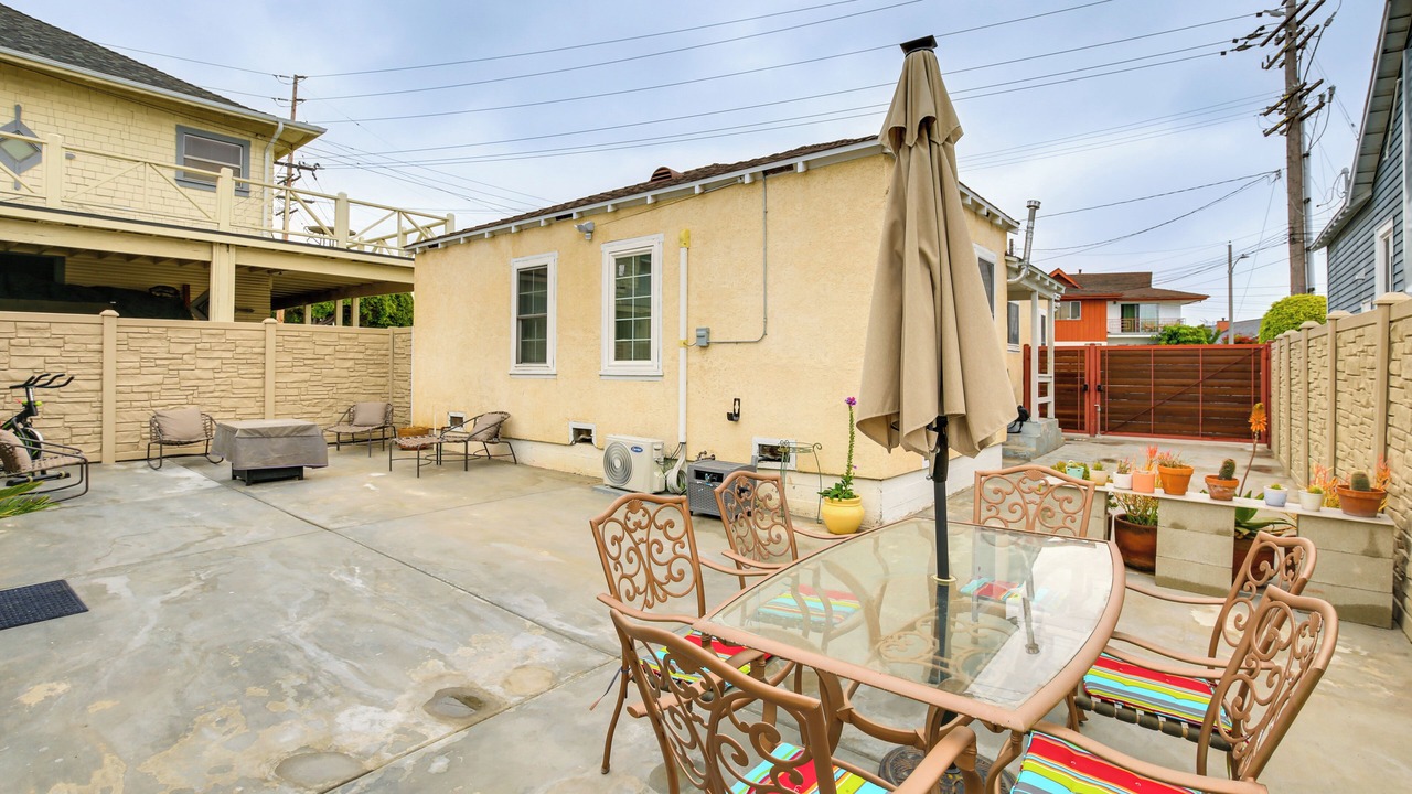 Photo of Patio Balcony in Inglewood