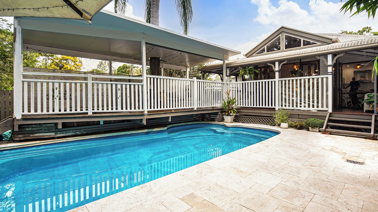 Photo of Outdoor in Bardon