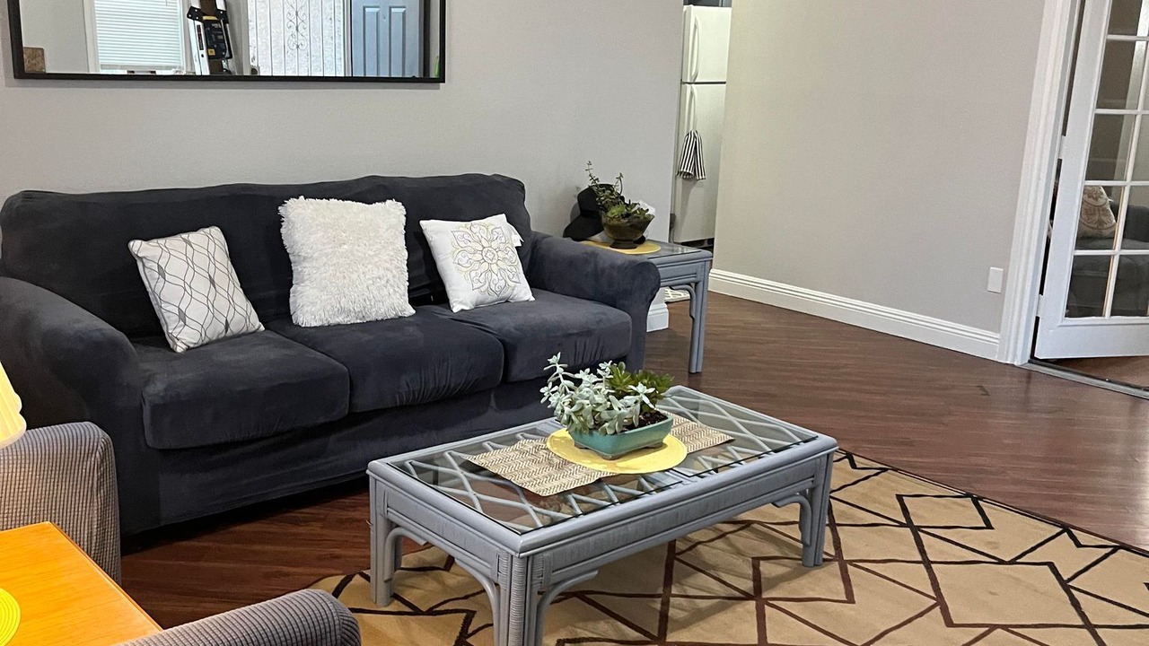 Photo of Livingroom in Sunrise Manor