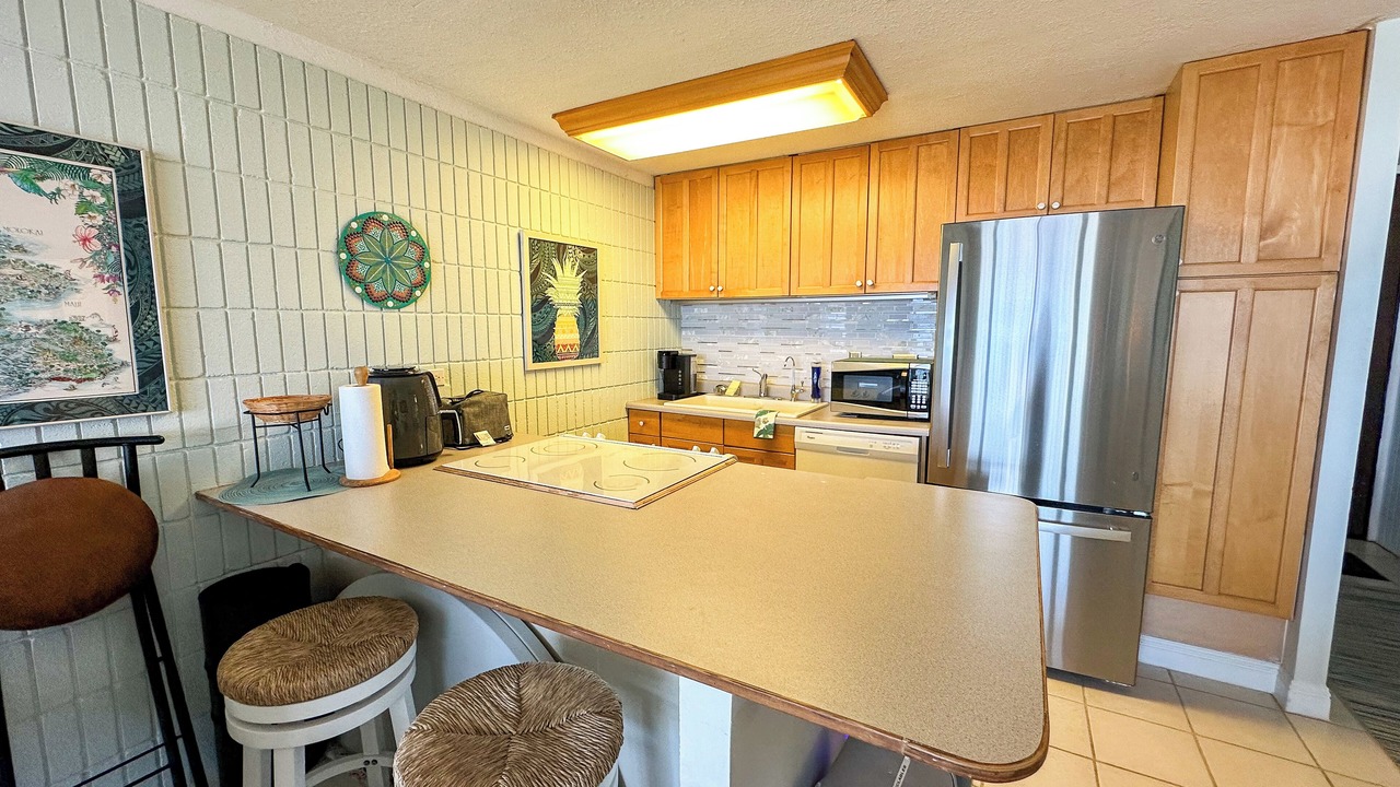 Photo of Kitchen in Mokuleia