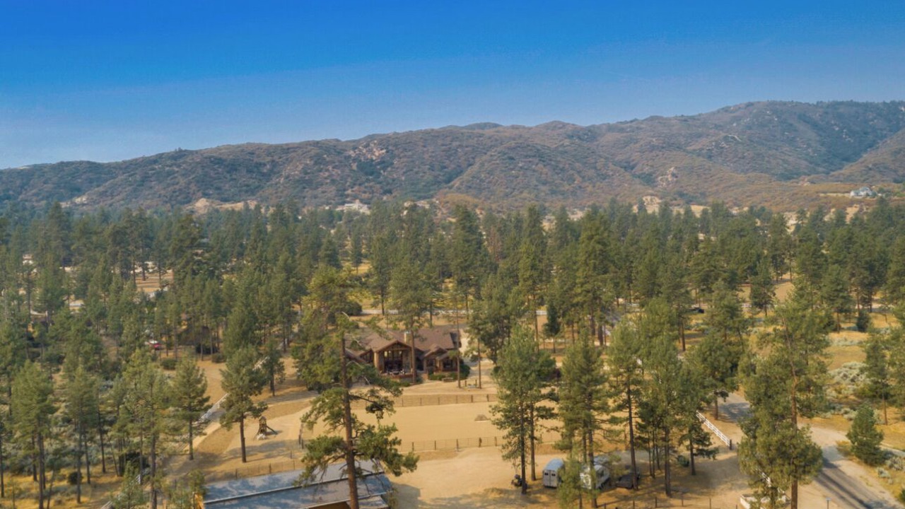 Photo of Others in Mountain Center