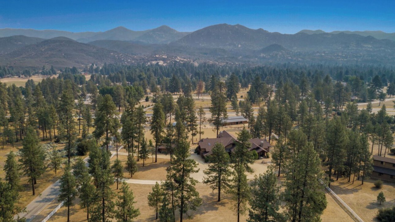 Photo of Outdoor in Mountain Center
