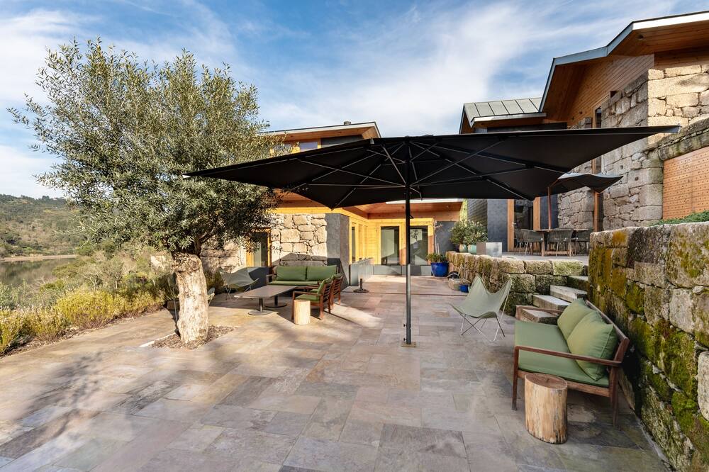 Photo of Patio Balcony in Oliveira do Douro