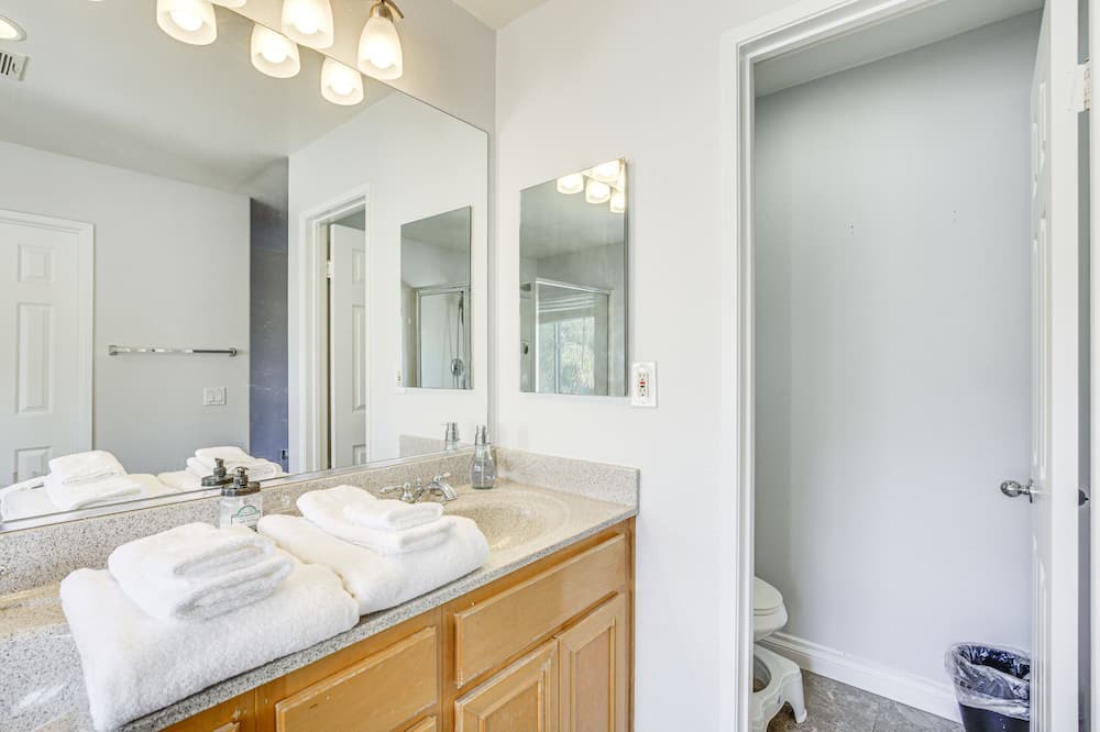 Photo of Bathroom in Otay Ranch