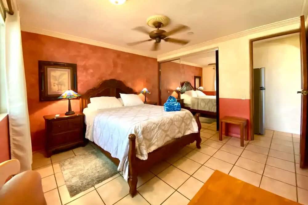 Photo of Bedroom in Playa Langosta