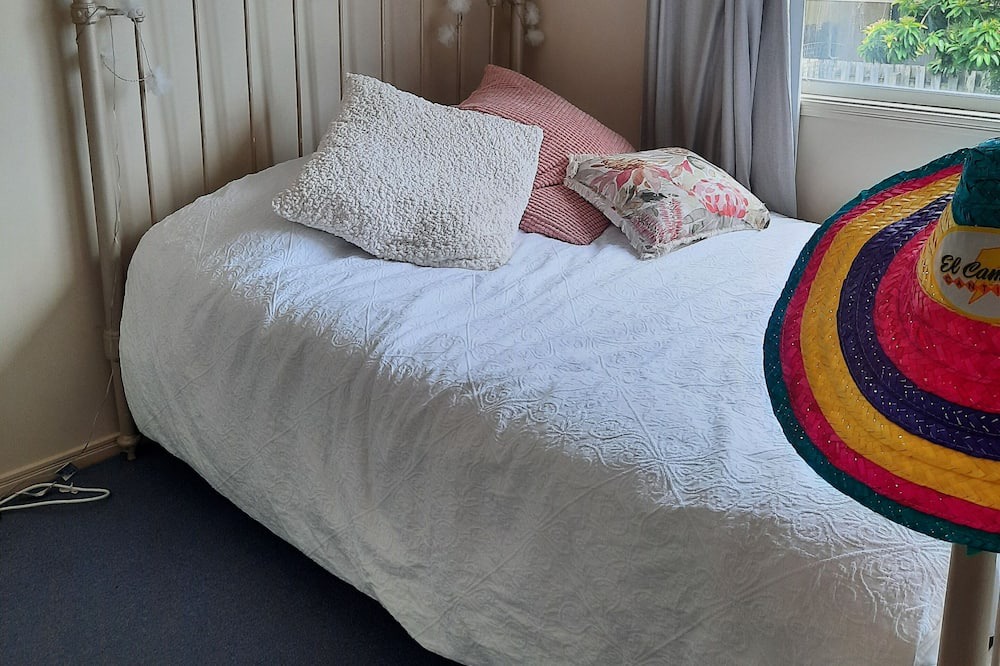 Photo of Bedroom in Pacific Pines