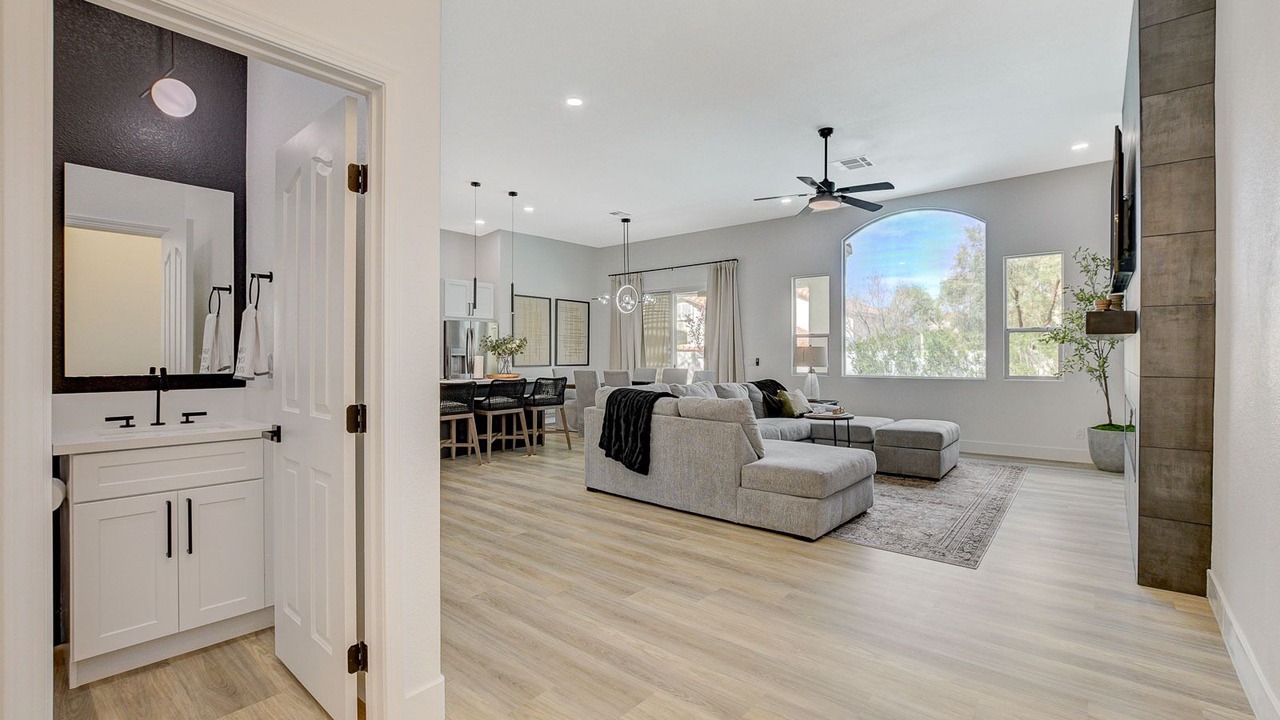 Photo of Livingroom in Summerlin