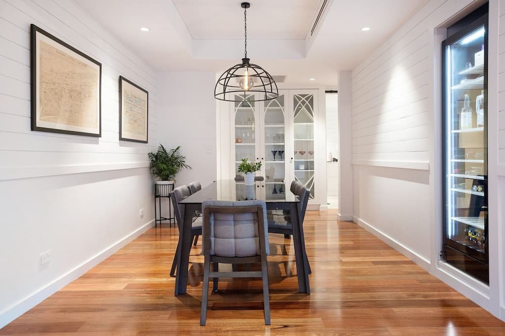 Photo of Livingroom in Bundall