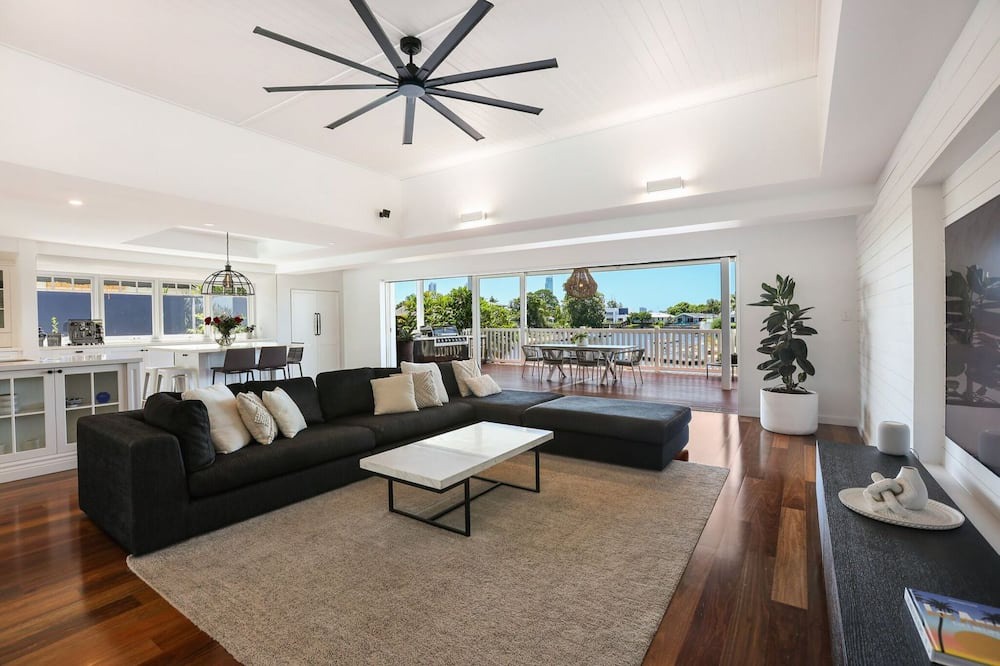 Photo of Livingroom in Bundall