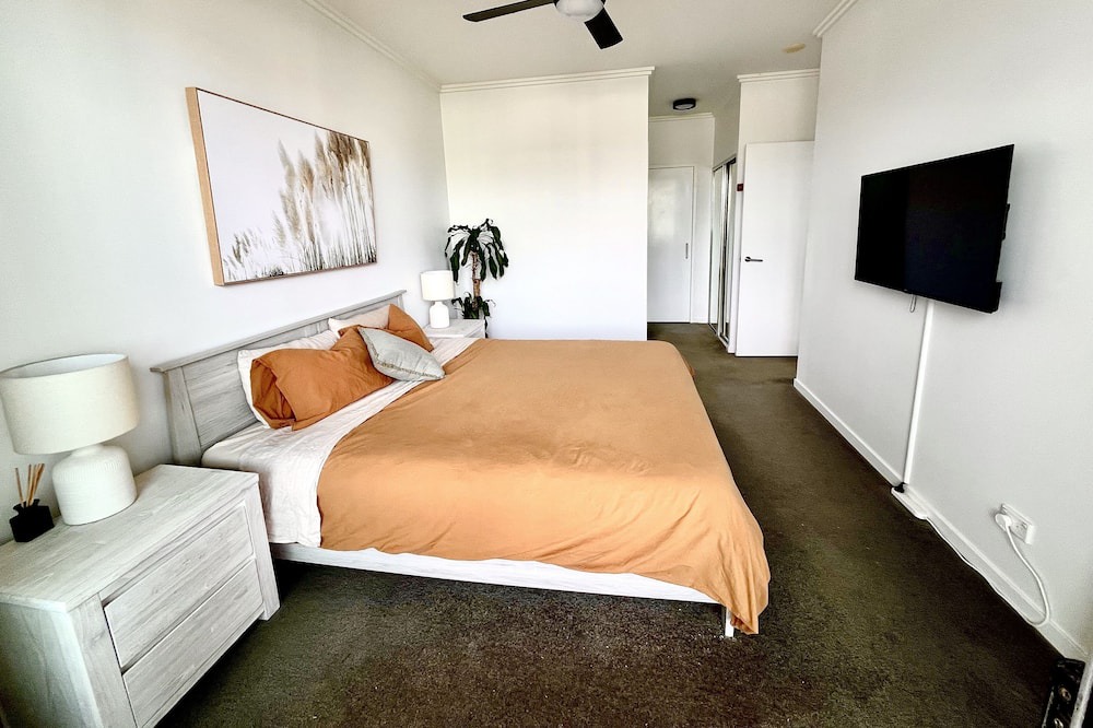 Photo of Bedroom in Mermaid Beach