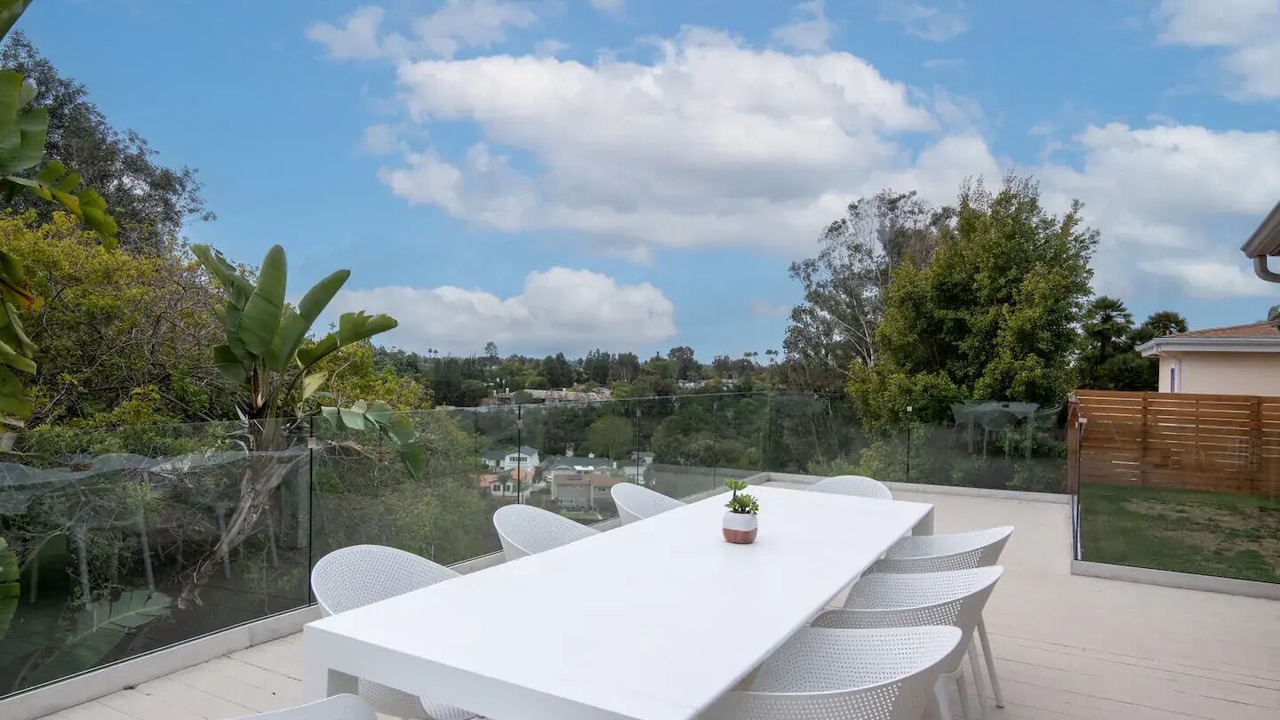 Photo of Outdoor in College West