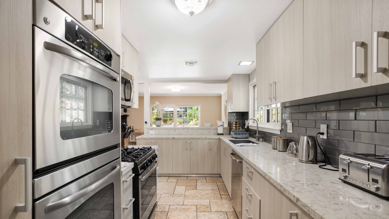 Photo of Kitchen in Granada Hills North