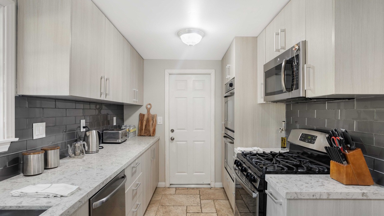 Photo of Kitchen in Granada Hills North