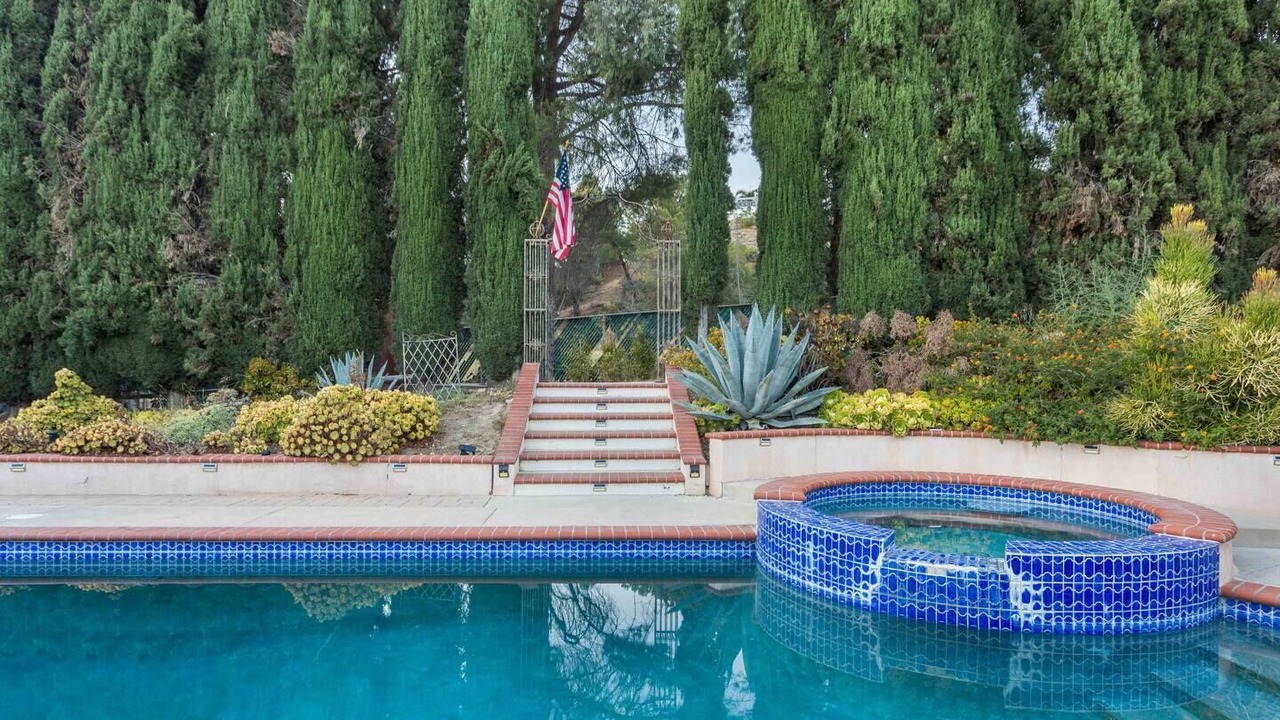 Photo of Outdoor in Granada Hills North