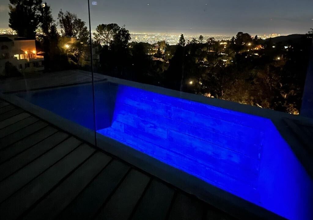 Photo of Outdoor in Hollywood Hills