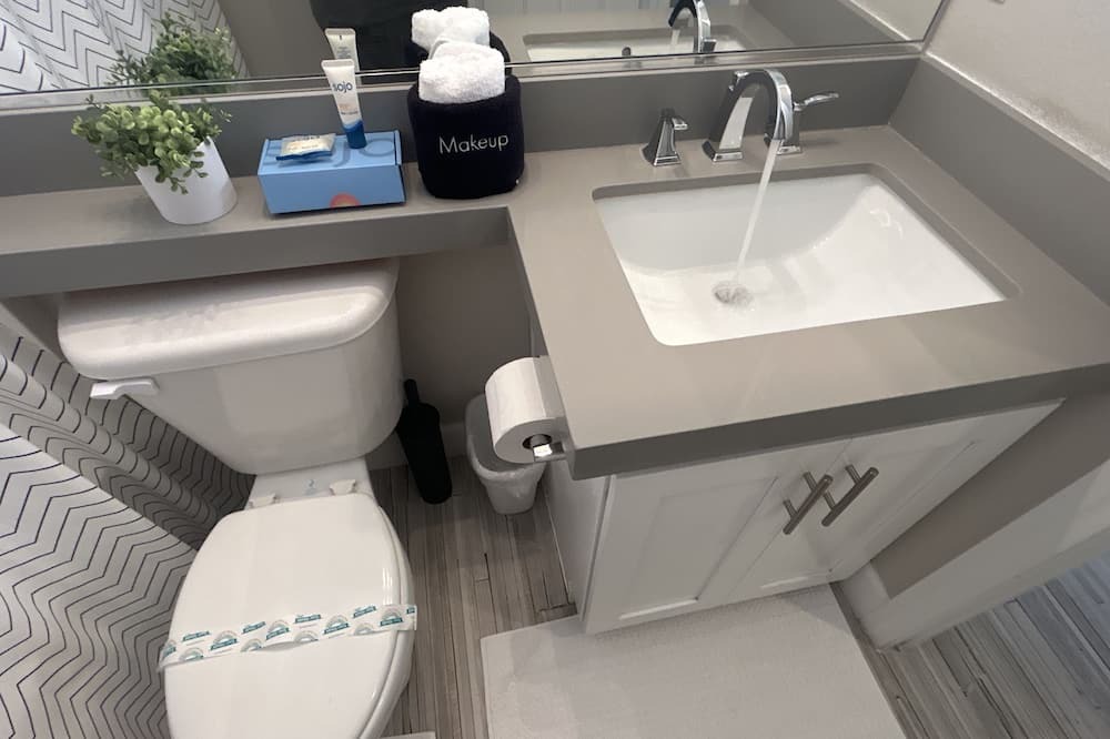 Photo of Bathroom in Summerlin