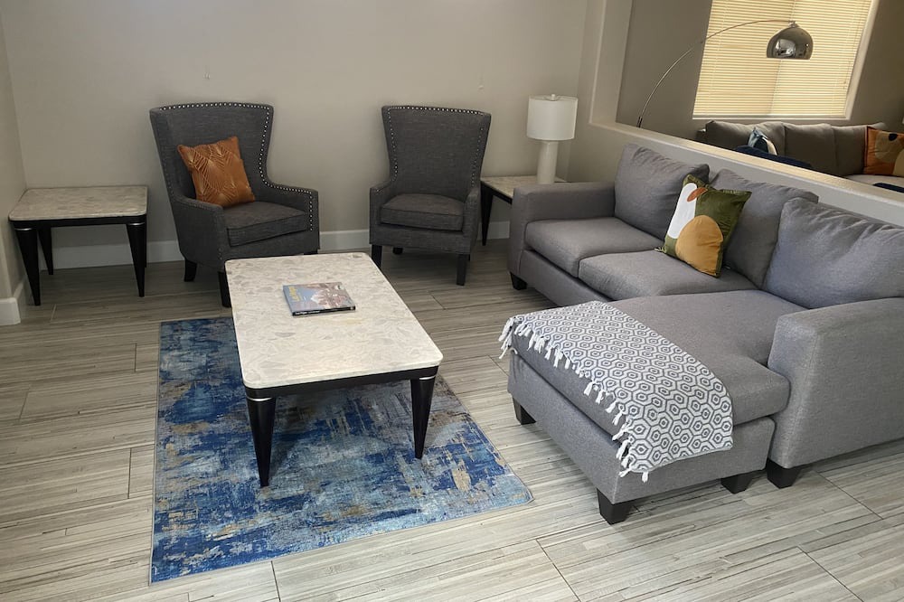 Photo of Livingroom in Summerlin