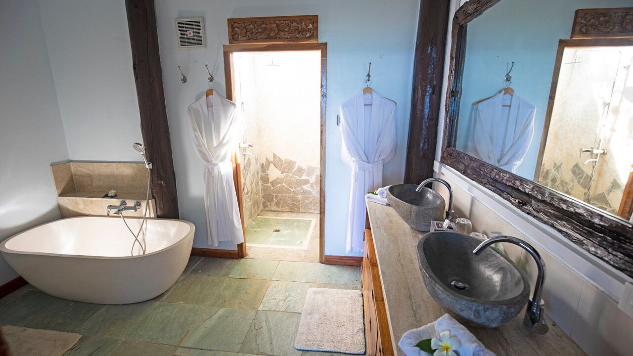 Photo of Bathroom in Malolo Island