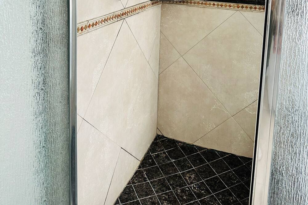 Photo of Bathroom in Sunrise Manor