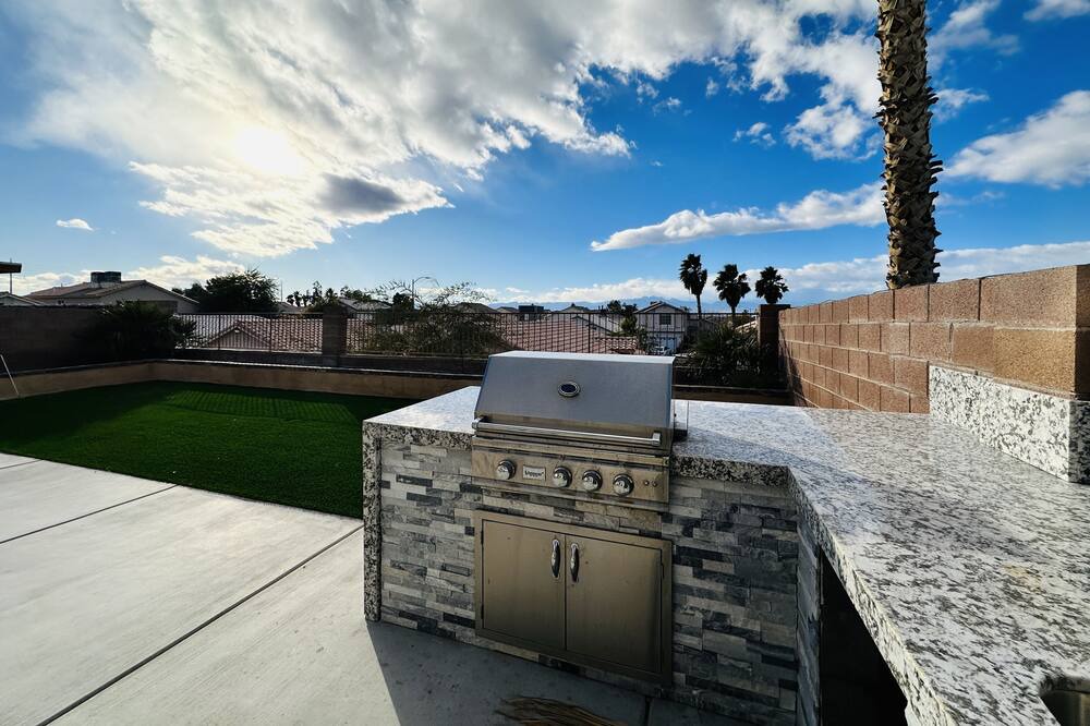 Photo of Outdoor in Sunrise Manor