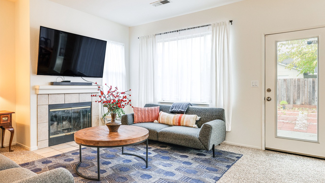 Photo of Livingroom in Los Banos