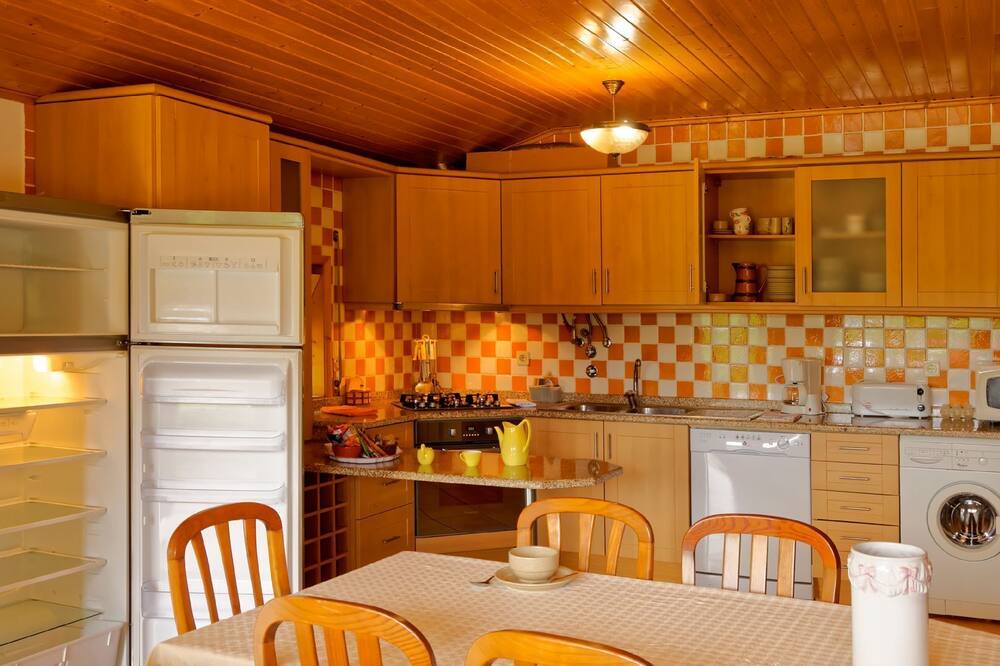 Photo of Kitchen in Oliveira de Frades