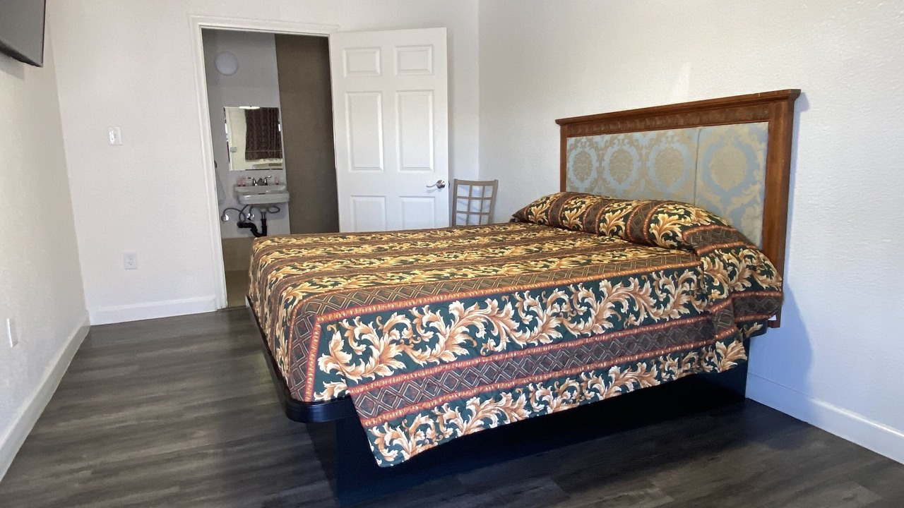 Photo of Bedroom in Sunrise Manor