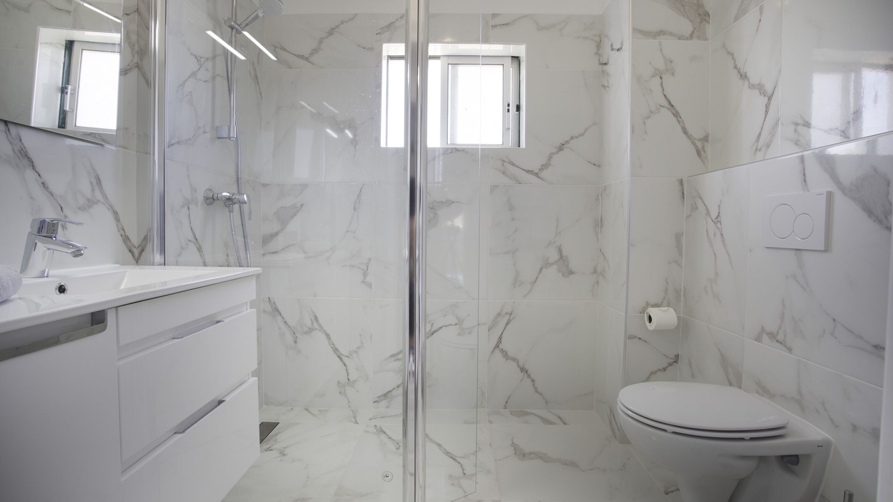 Photo of Bathroom in Ferragudo