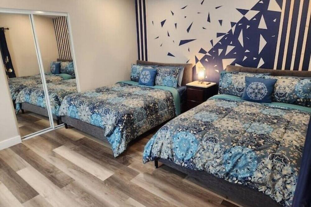 Photo of Bedroom in Spring Valley