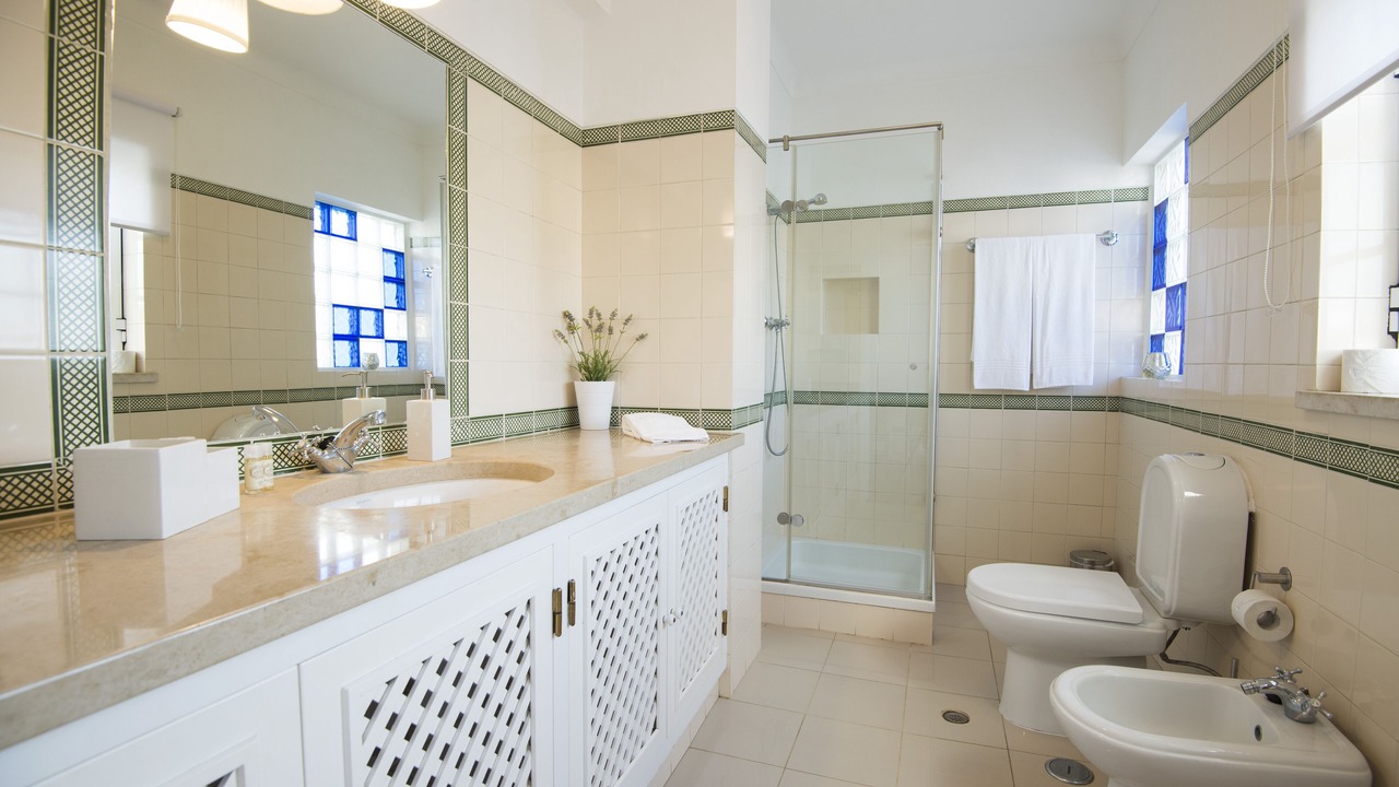 Photo of Bathroom in Vila Nova de Milfontes