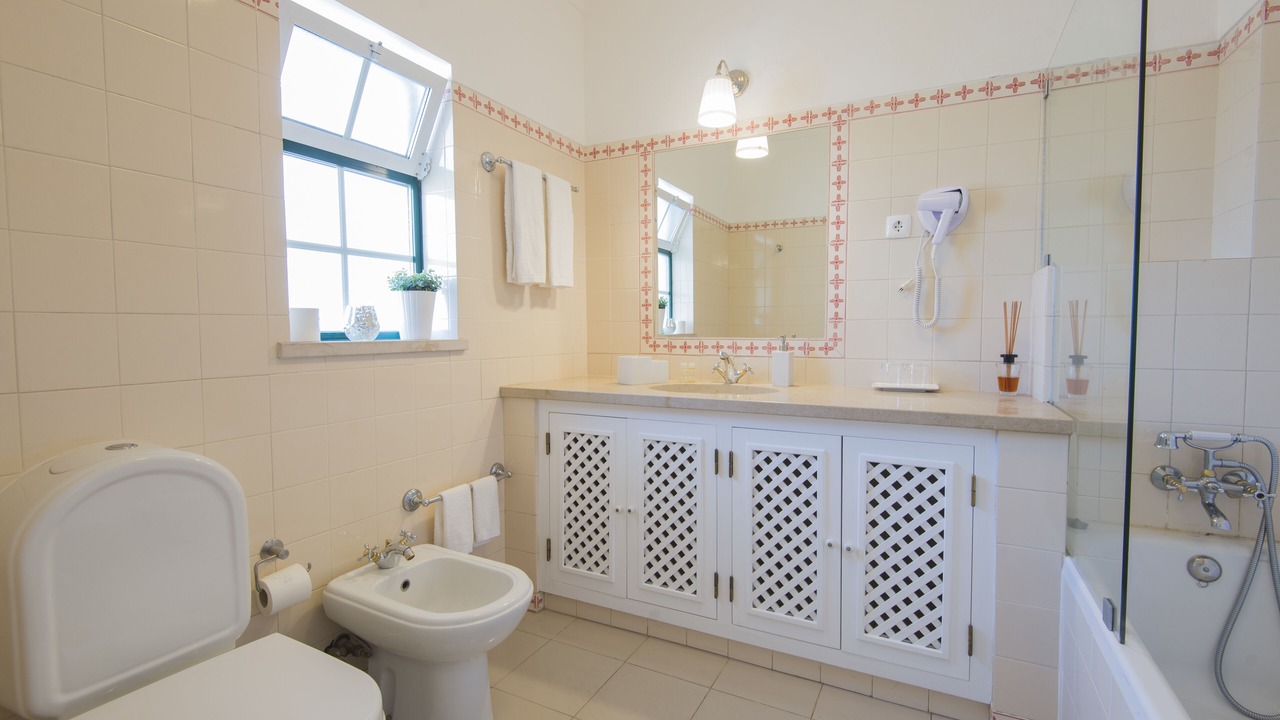 Photo of Bathroom in Vila Nova de Milfontes