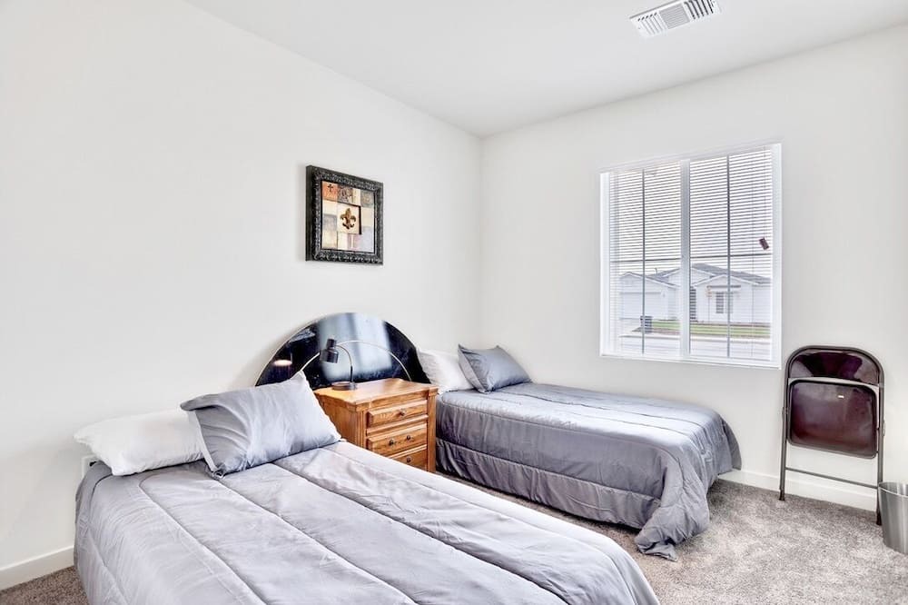 Photo of Bedroom in Pumpkin Center
