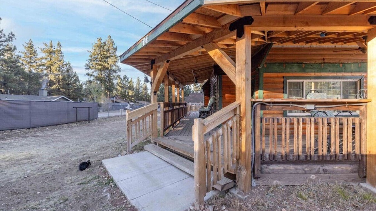 Photo of Outdoor in Woodlands