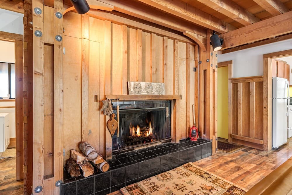 Photo of Livingroom in Bear Valley