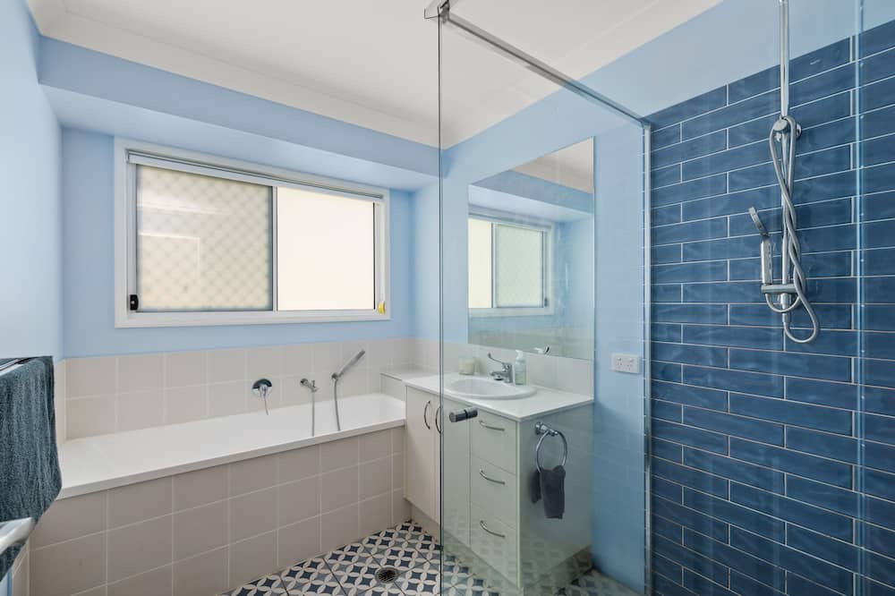 Photo of Bathroom in Jacobs Well