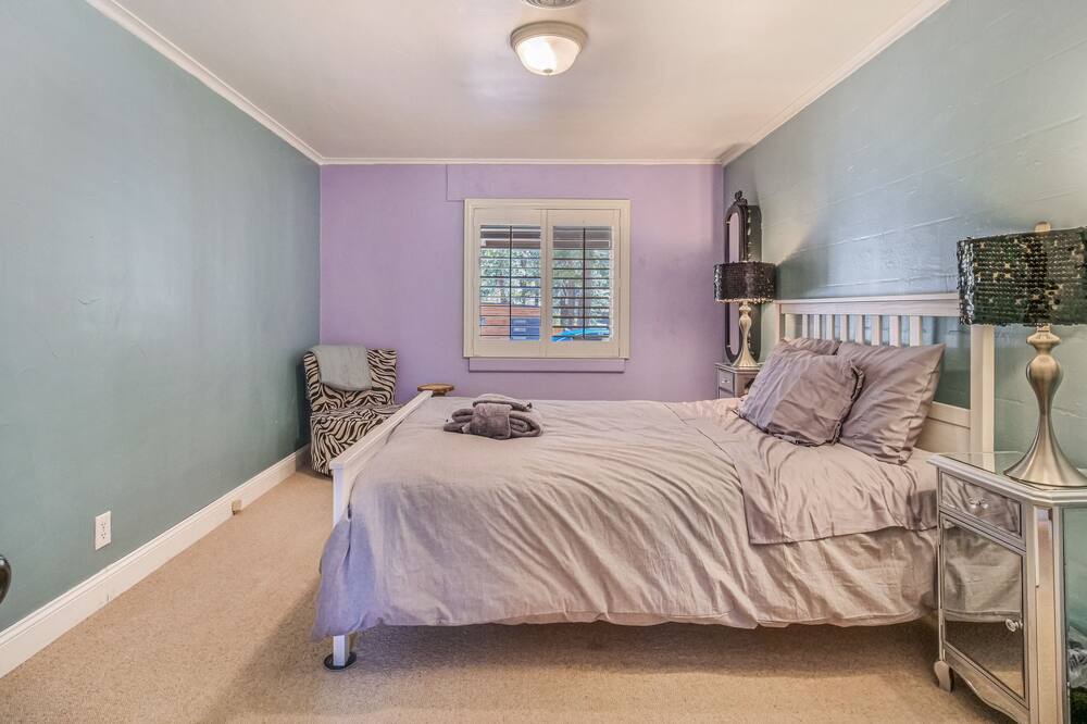 Photo of Bedroom in Lower Kingsbury