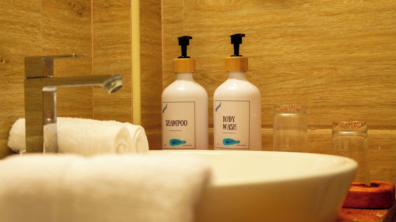 Photo of Bathroom in Dharavandhoo