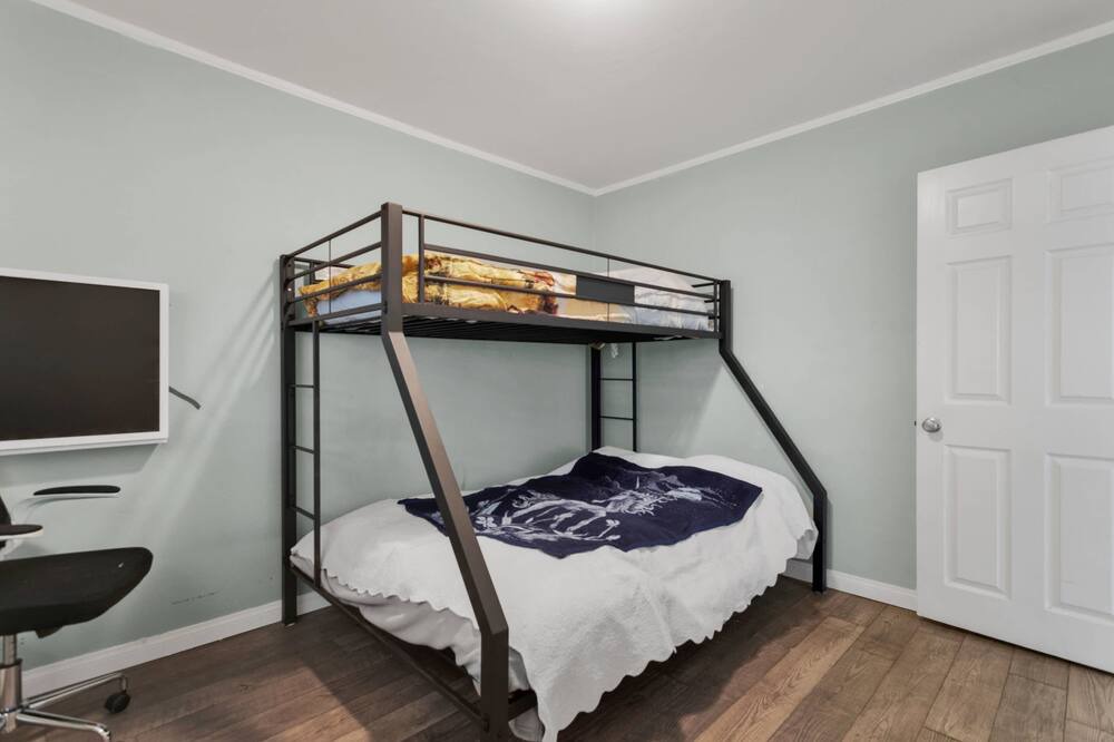 Photo of Bedroom in Monrovia