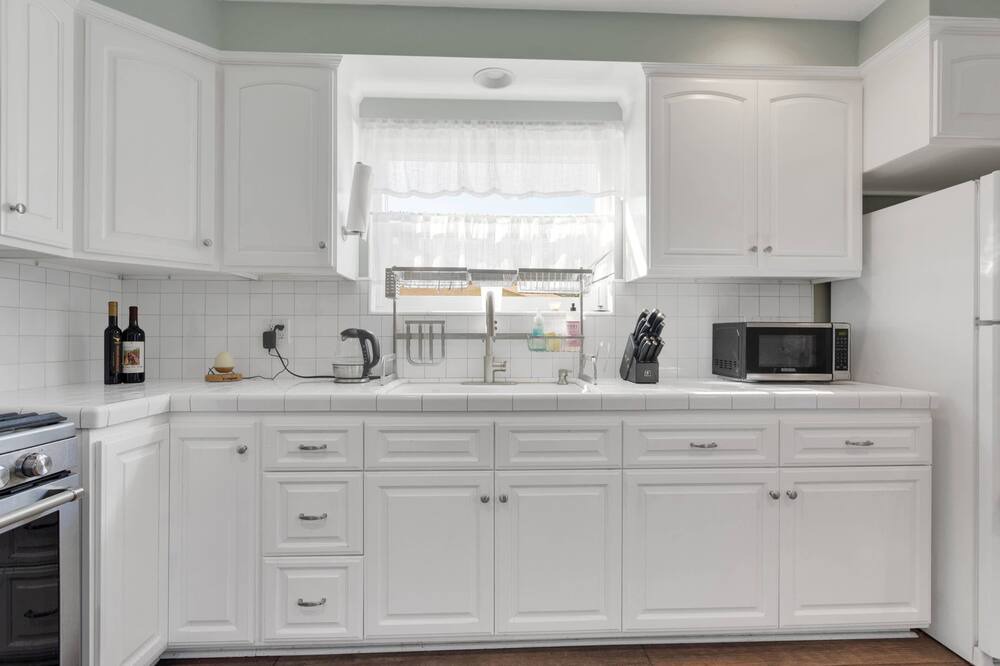Photo of Kitchen in Monrovia