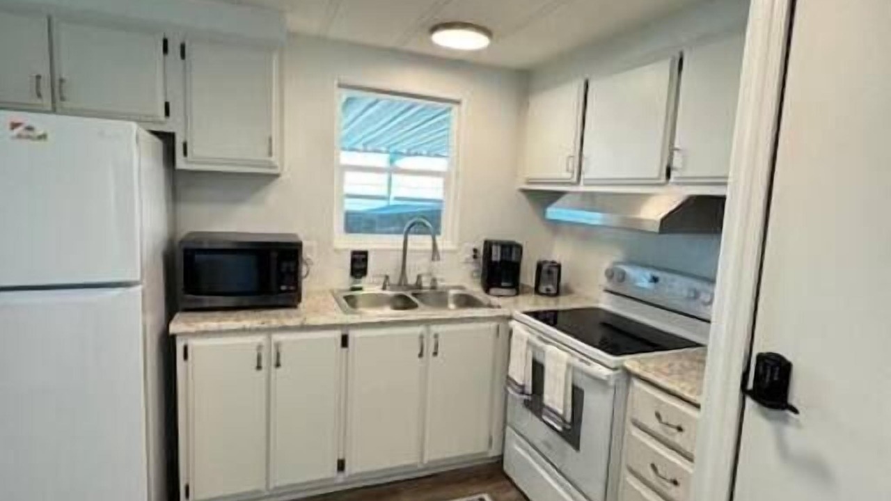 Photo of Kitchen in Cienega Springs