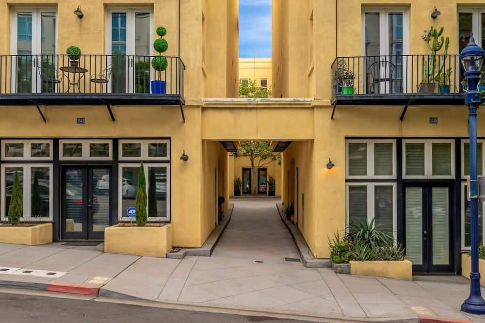 Photo of Outdoor in Cortez Hill