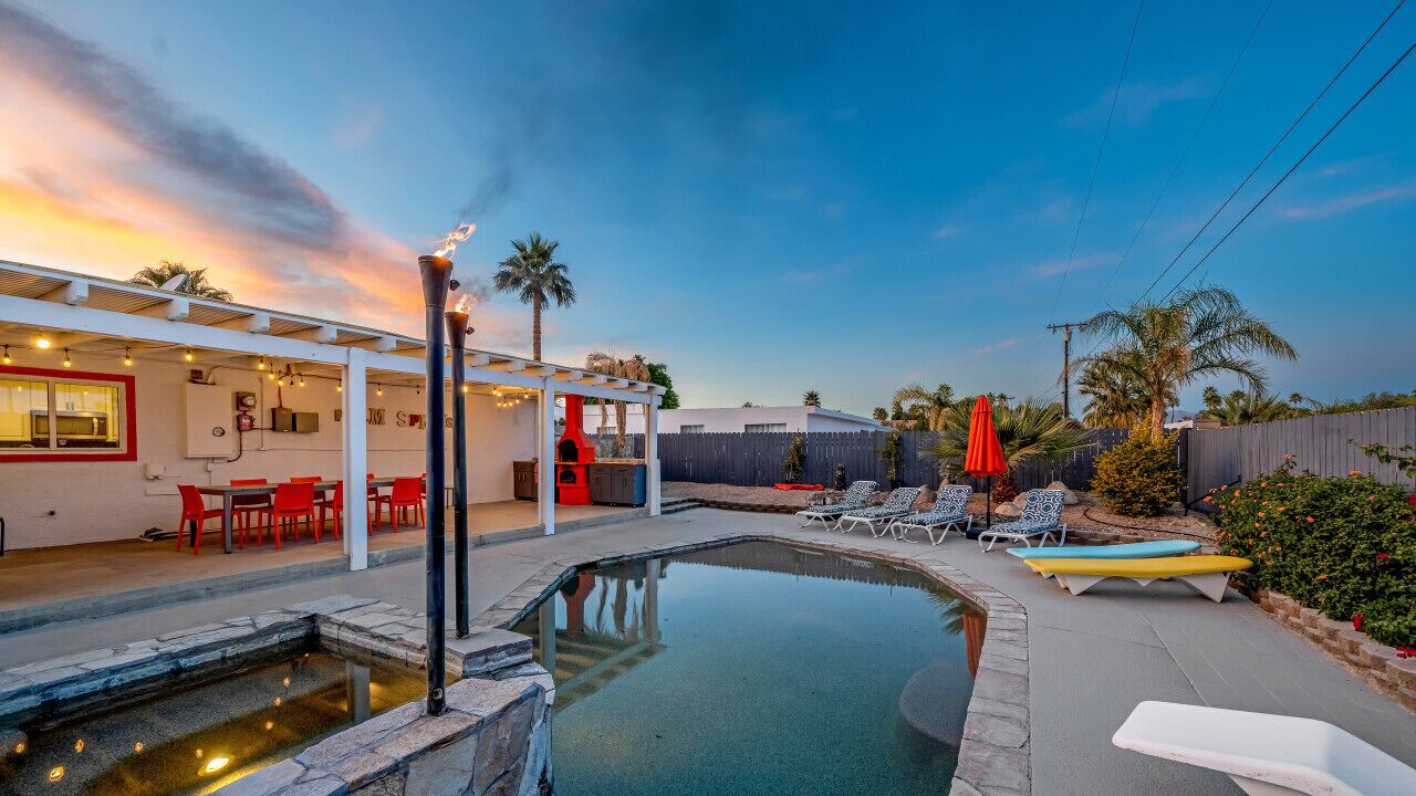 Photo of Outdoor in Racquet Club South