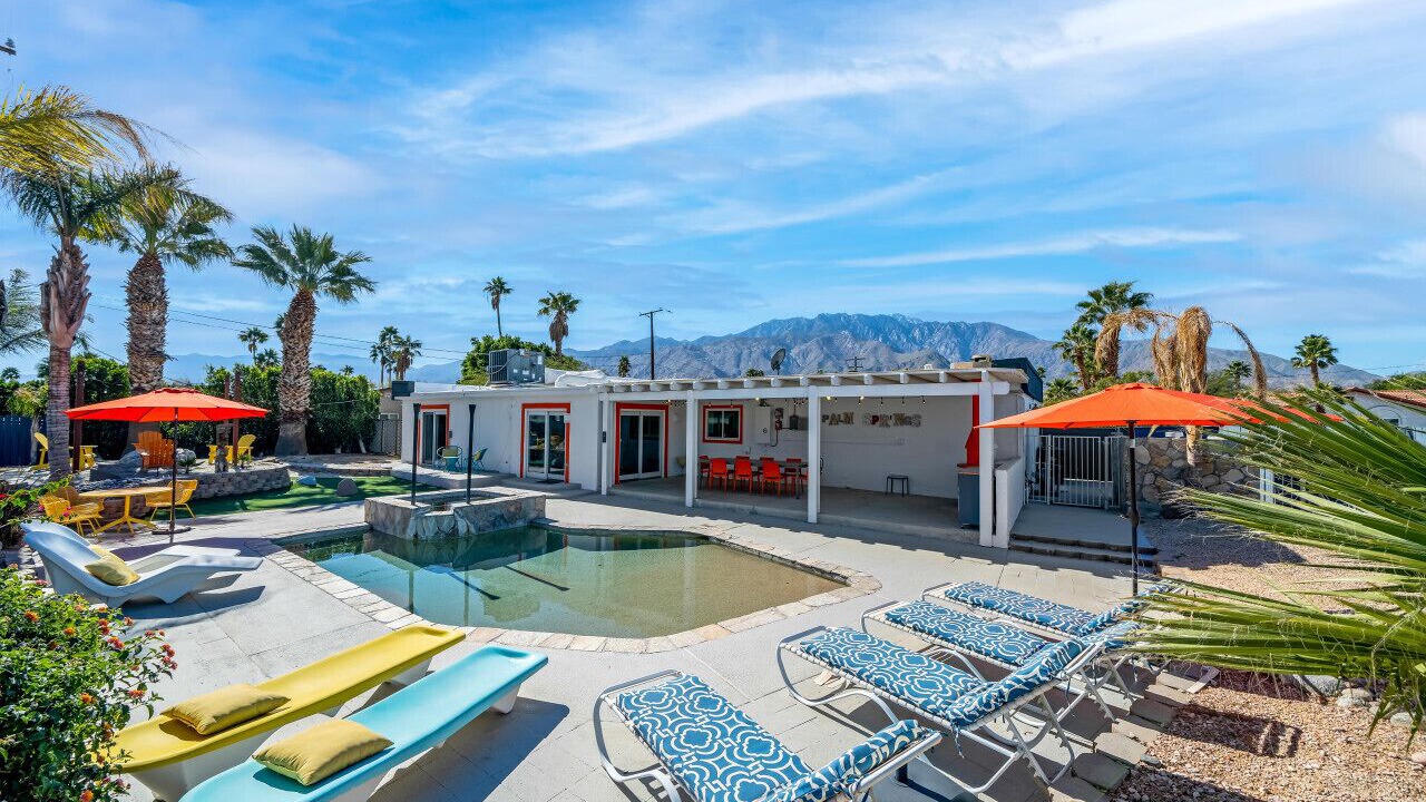 Photo of Outdoor in Racquet Club South