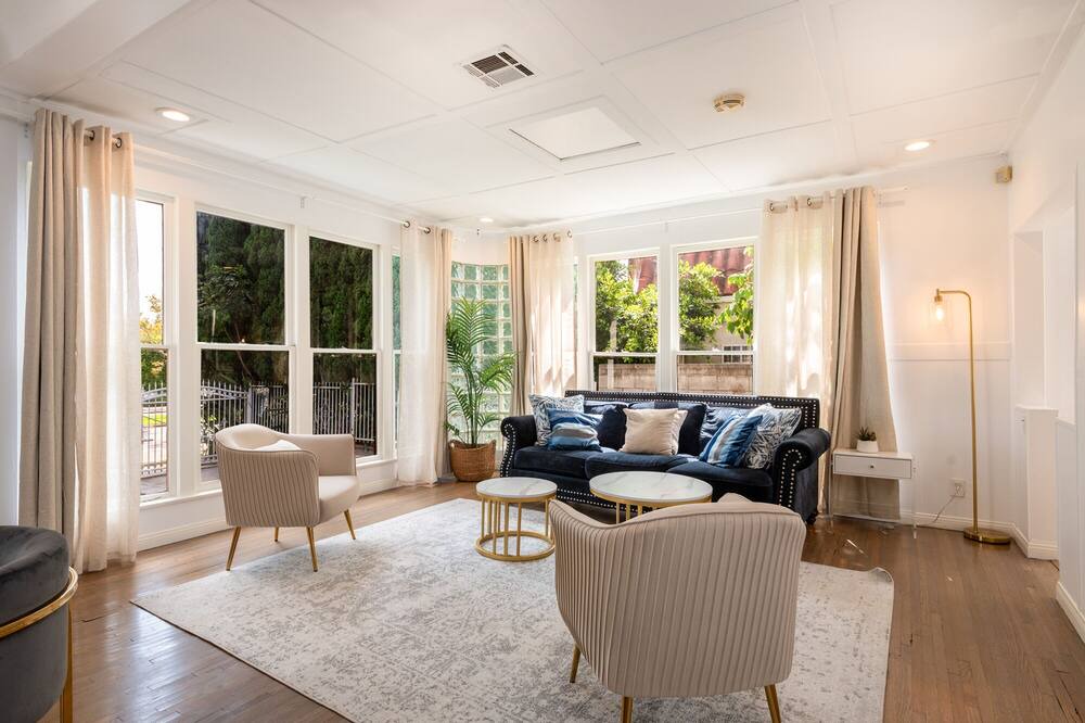 Photo of Livingroom in The Flats