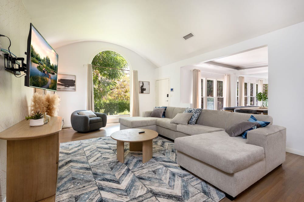 Photo of Livingroom in The Flats