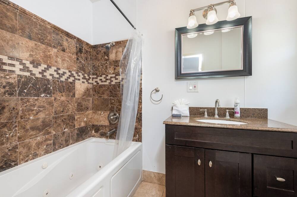 Photo of Bathroom in The Flats
