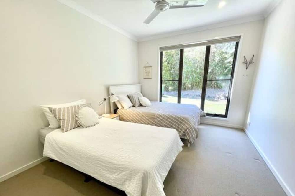 Photo of Bedroom in Tallai