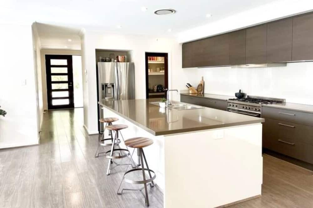 Photo of Kitchen in Tallai