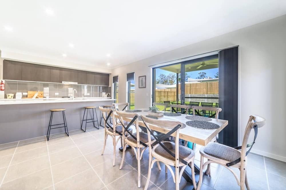 Photo of Others in Coomera