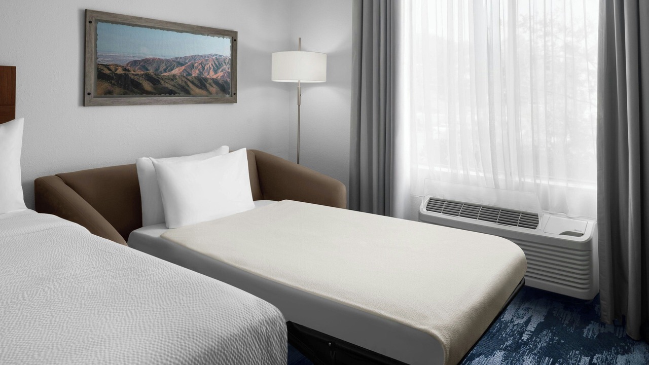 Photo of Bedroom in Stevenson Ranch
